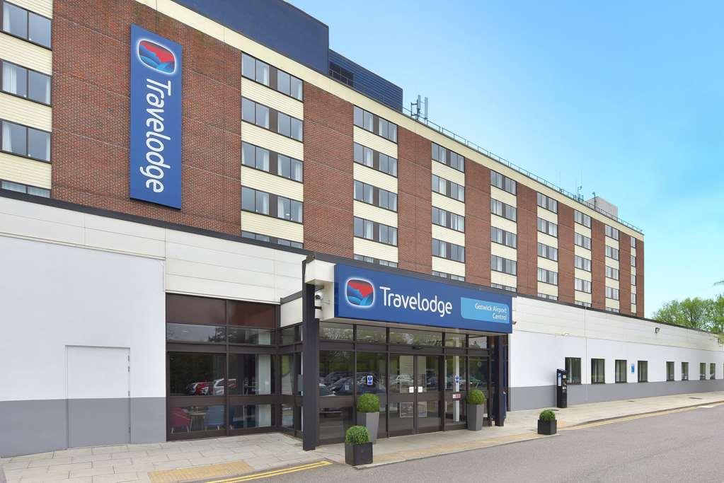 Mercure London Gatwick Airport Horley Exterior foto