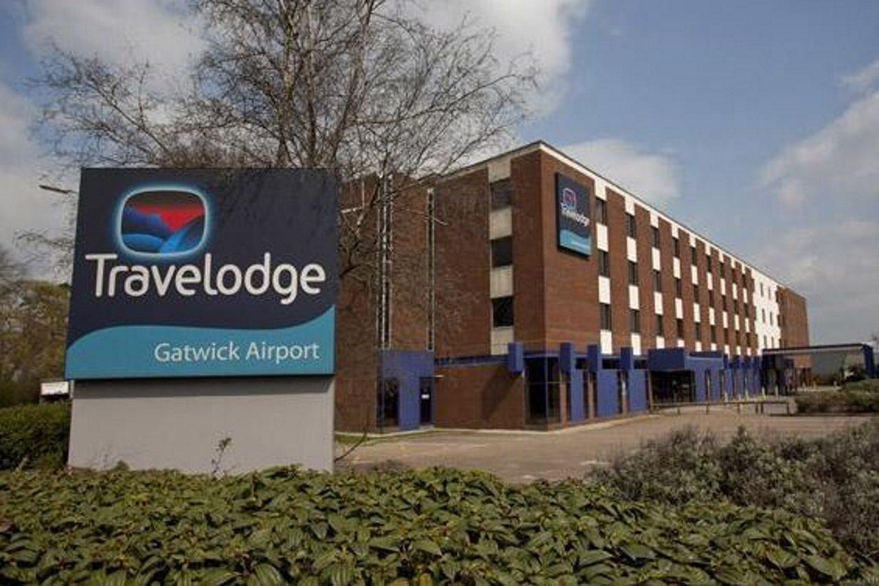 Mercure London Gatwick Airport Horley Exterior foto